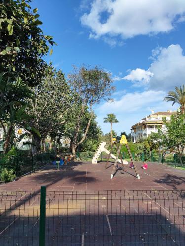 Apartament in urb Dama de Noche Puerto Banus photo 25