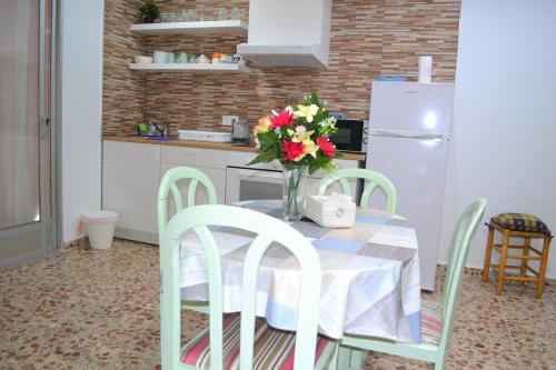 Fantastic 1 bedroom Apartment with Gallery CB6EV