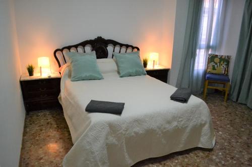 Superb 1 Bedroom Apartment with Gallery CB7EV