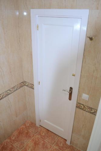 Lovely Studio Apartment with Terrace CB5EV