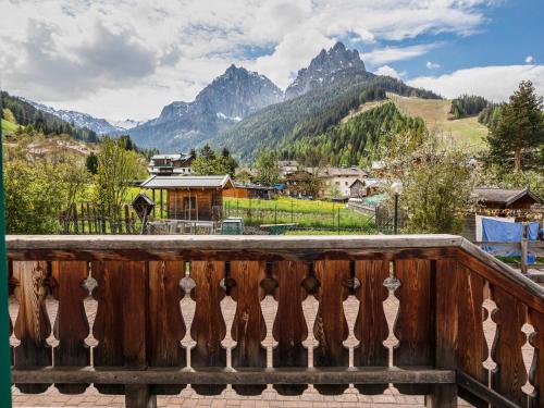 Foto dalla galleria di Ciasa Lino Sas da le Doudesc a Pozza di Fassa