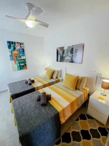 Stunning 2 bedroom apartment with Pool View