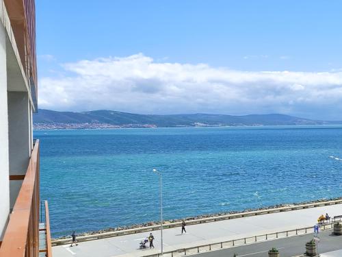 Paradiso Aparthotel - Private apartment-BSR-1