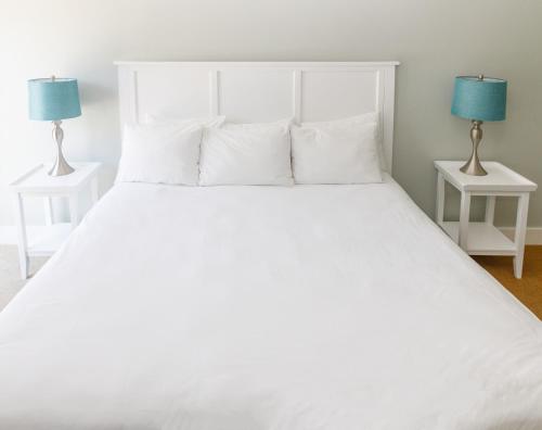 Cama o camas de una habitación en Admiral's Inn Resort