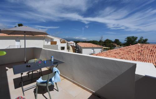 Residence Marina di Bravone - appartement 6 personnes (5 adultes max.) 1er etage N152