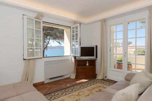 Μια τηλεόραση ή/και κέντρο ψυχαγωγίας στο Villa Pointe Alègre