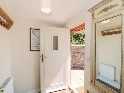 Lilac Cottage – Photos 2