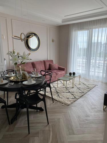 Posedenie v ubytovaní Apartament Gdańsk przy sercu starówki całkowicie nowy 2021, beautiful apartment in the old town bulit 2021