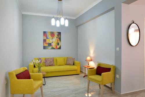 Aristea's Apartment 2nd Floor