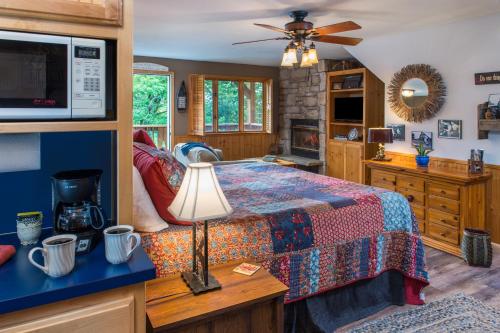 Gallery image of Eureka Sunset Cabins in Eureka Springs