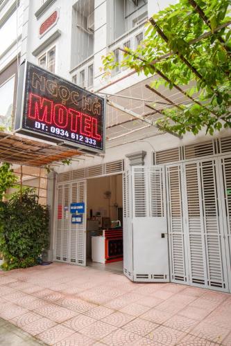 Η πρόσοψη ή η είσοδος του Ngoc Ha Hotel 2