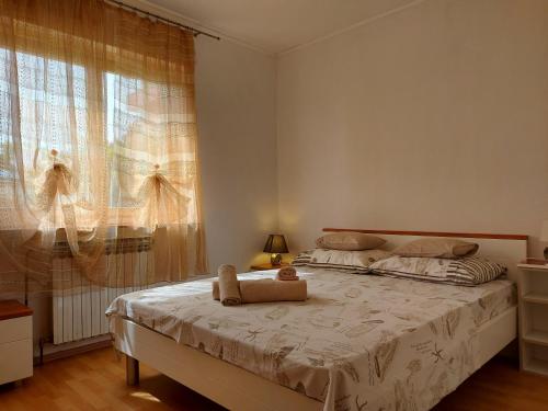 Happy House for Holiday Marina, Big Terrace with Sea View, free BBQ & Parking - Quiet Place