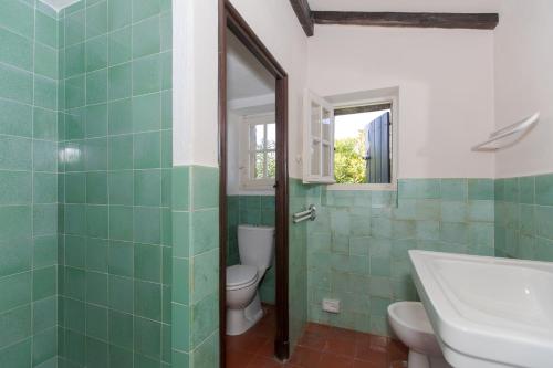 Ένα μπάνιο στο Villa Pointe Alègre