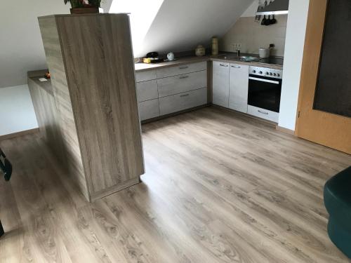 Η κουζίνα ή μικρή κουζίνα στο Ferienwohnung Salzwedel