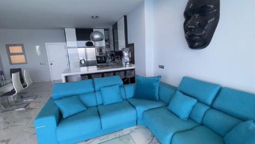 Η κουζίνα ή μικρή κουζίνα στο PENTHOUSE IN THE SEA, Tauro