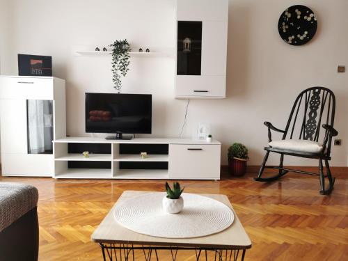 Family house Kamelija