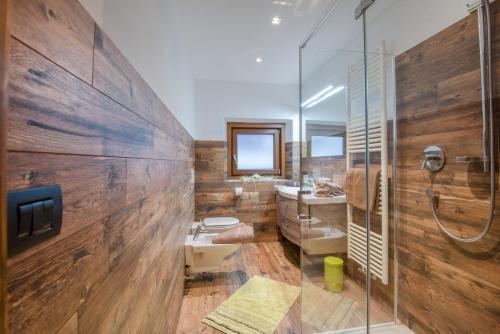 A bathroom at Apartments Christa App A