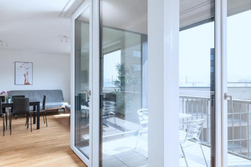 Balcone o terrazza di HITrental Basel Apartments