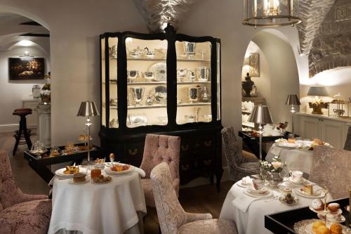 Еда / где поесть недалеко от мини-гостиницы