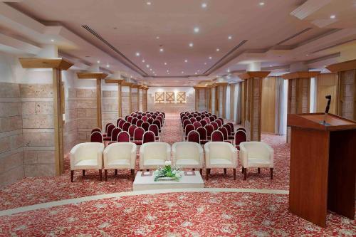 Χώρος καθιστικού στο Polat Thermal Hotel