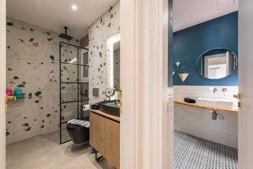 Chic and Comfort Home in Central Athens