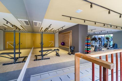 Fitness centrum a/nebo fitness zařízení v ubytování VN Apiacás by Housi