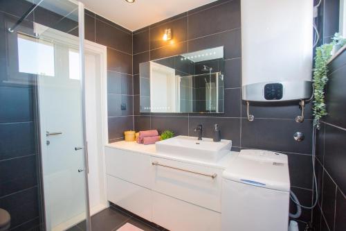 Luxury Villa Vibrass
