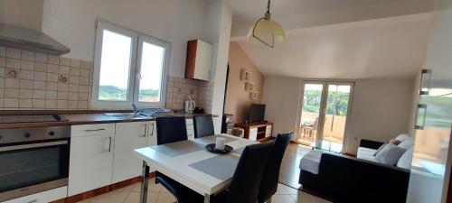 Fotografie z fotogalerie ubytování Apartments Marijana v Rabu