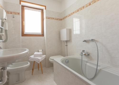 Koupelna v ubytování Hotel Cima Piazzi