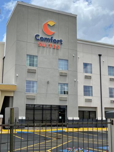 Gallery image of Comfort Suites Lake Charles in Lake Charles