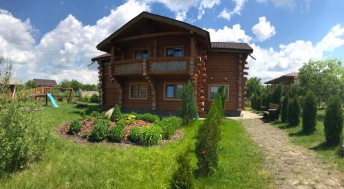 Κήπος έξω από το Cottage Radomyshl'