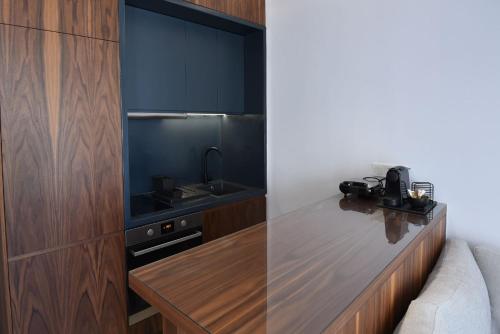 Dapur atau dapur kecil di Rose n Stone, King, Luxury Houses