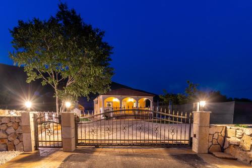 Villa Strikina kuca – Photos 4