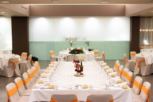 Restoran atau tempat lain untuk makan di Hospedium Hotel Europa Centro