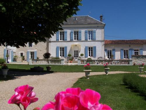 Photo de la galerie de l'établissement Le Four à Pain, à Saint-Jean-dʼAngély