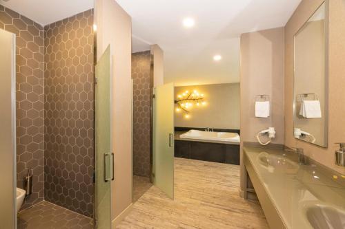Koupelna v ubytování Agora Suites