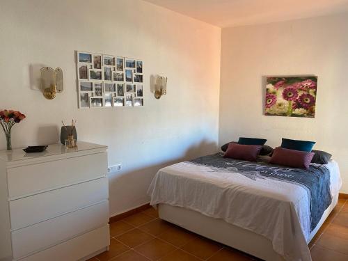 Postel nebo postele na pokoji v ubytování Apartamentos Playa