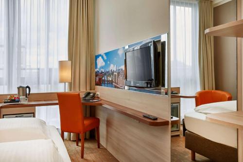H+ Hotel Berlin Mitte photo 58