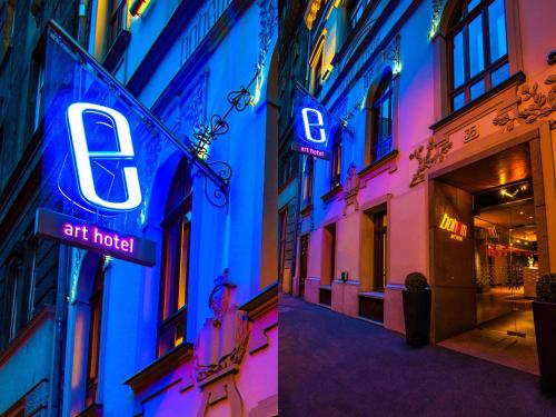 a building with a sign that reads art hotel at Bohem Art Hotel in Budapest