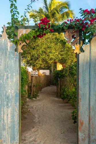 Κήπος έξω από το Villa dos Nativos Boutique Hotel