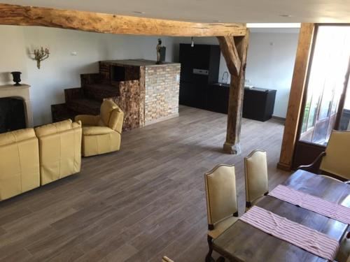 Gallery image of LES PORTES DE BOURGOGNE in Serbonnes