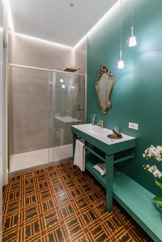 Camera Matrimoniale/Doppia con Letti Singoli con Balcone 