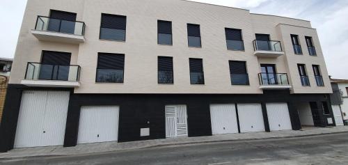 CARLOS APARTAMENTo, San José de La Rinconada – Precios ...