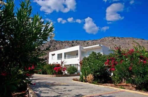 Imagen de la galería de VILLA EIRINI, en Pefki