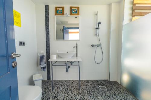 Ένα μπάνιο στο Top Views Melenara Beach Avenue Apartments
