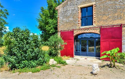Cozy Home In Mornas With Kitchen