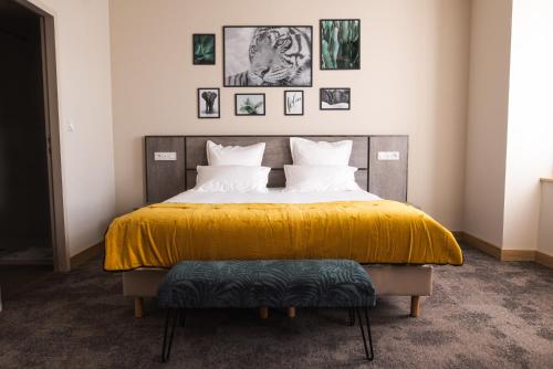 Gallery image of H&ocirc;tel 1770 & Spa in Le Pontet