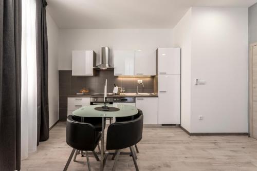 Apartments & Room Unicus I, II, III in Split city center