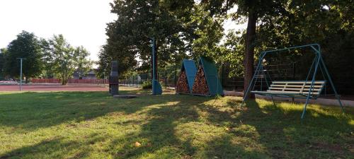Gesztenyés Apartmanház Tiszaalpár 6066 Tiszaalpár, Dózsa György utca 78 kép - 3