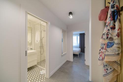 Koupelna v ubytování Nobile apartment - Coral Residence complex with parking & pool